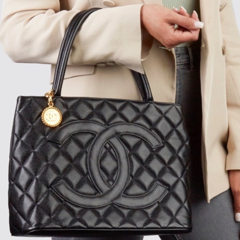 CHANEL CC LAMBSKIN LEATHER MEDALLION TOTE BAG